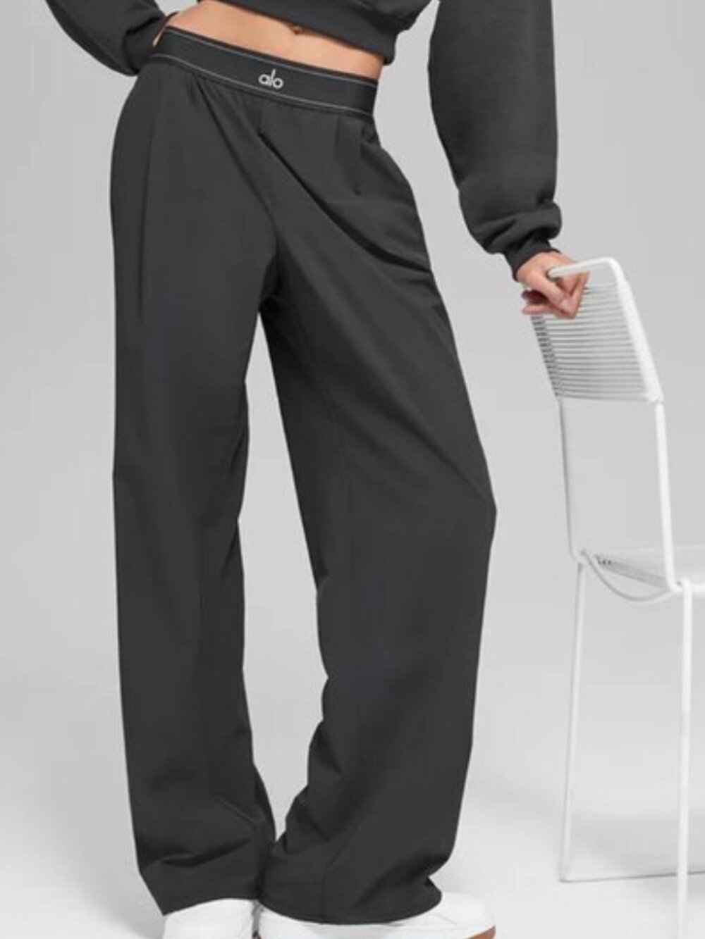 Brand New Alo Yoga💯Authentic Trouser Deep Gray (Regular XXS-XS)🥰